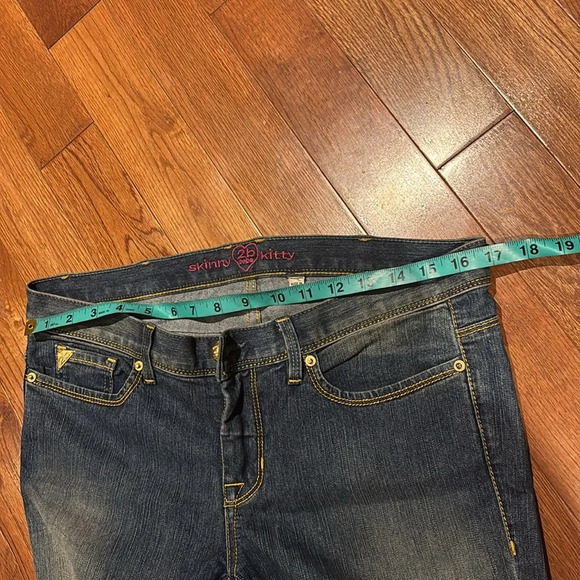 2 B Bebe boot cut rhinestone bling pockets straight skinny jeans Sz - Picture 9 of 16